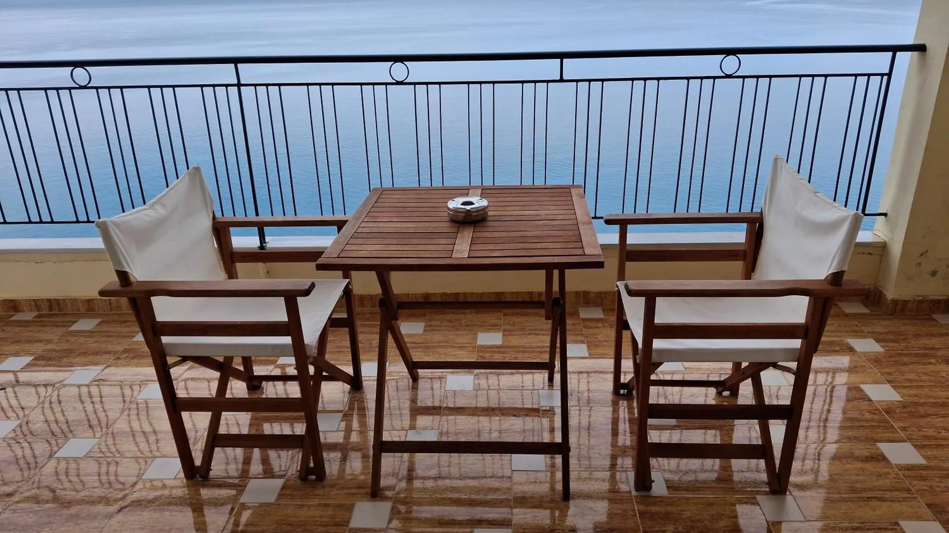 Beach Front Саранда